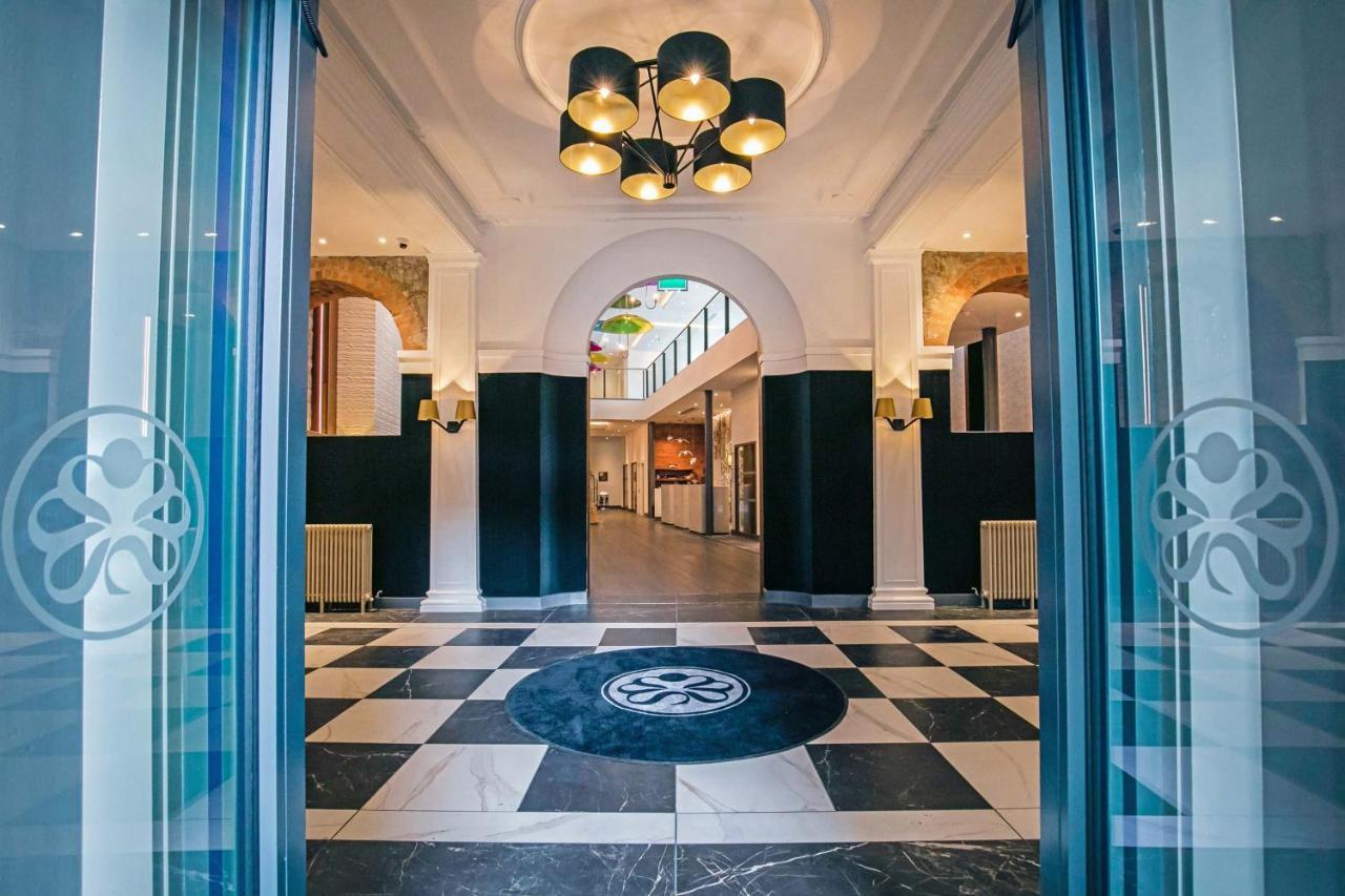 Sandman Signature Aberdeen Hotel & Spa Экстерьер фото